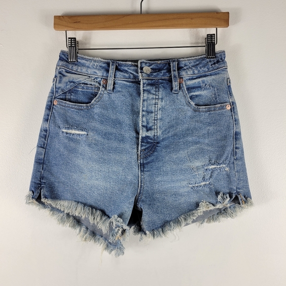 Free People We The Free Crvy Vintage Raw Hem Distressed Button Fly Jean Shorts - Picture 3 of 14
